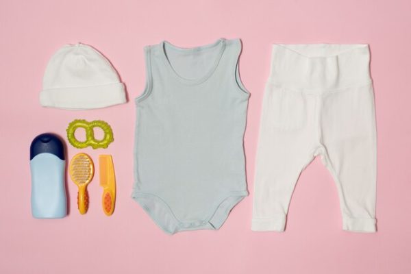 Conjunto bebé 3 piezas (jersey, pantalón y gorro)